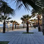 Large Apt 2 Bedrooms Sea View & 2 Balconies Ларнака