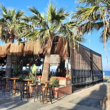 Large Apt 2 Bedrooms Sea View & 2 Balconies Apartament *